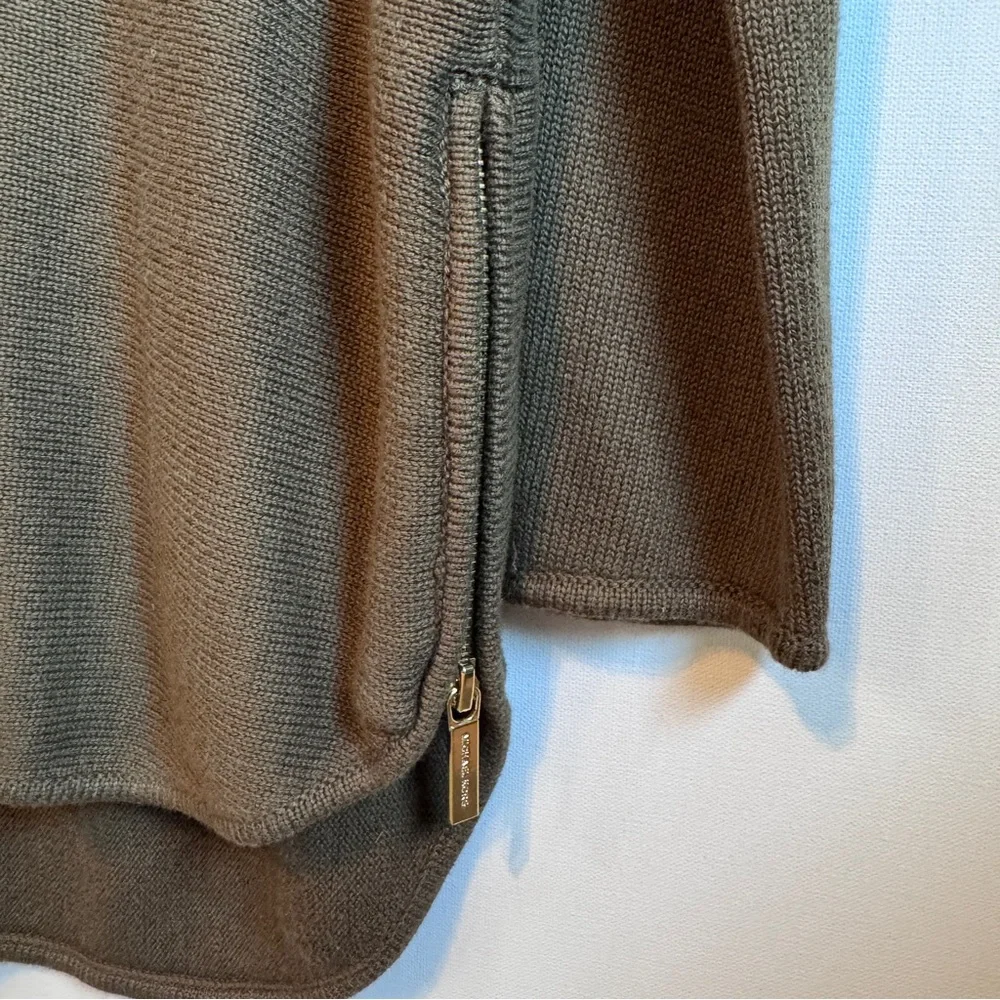 MICHAEL Michael Kors earth tone